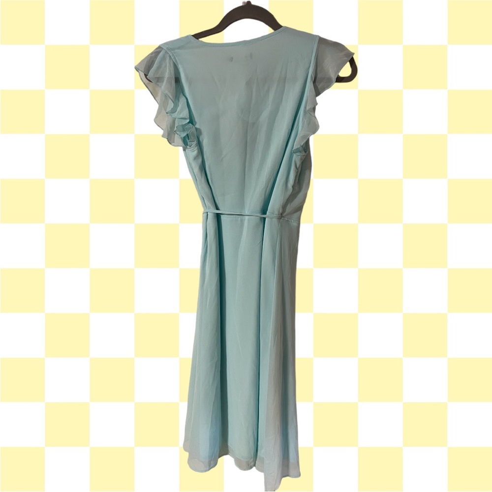 A Boohoo dress in size 4 NWT - Picture 8 of 8
